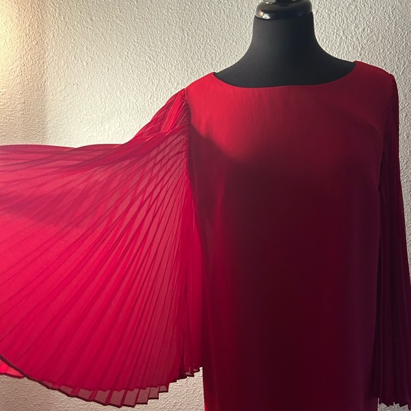 Classy Red Dress…Necklace Not Included…EUC - Picture 2 of 3